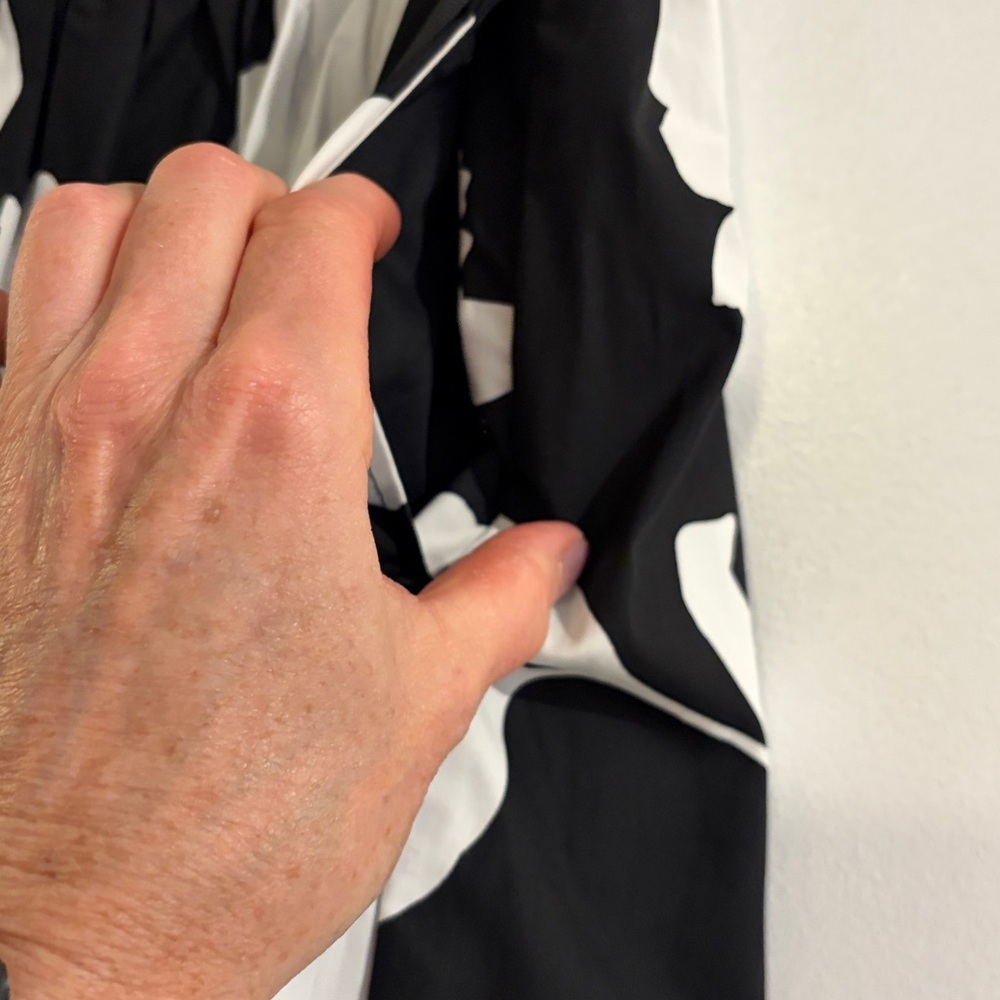 kate spade/target collab Black and White Floral Full Skirt lined with pockets S - Picture 7 of 8